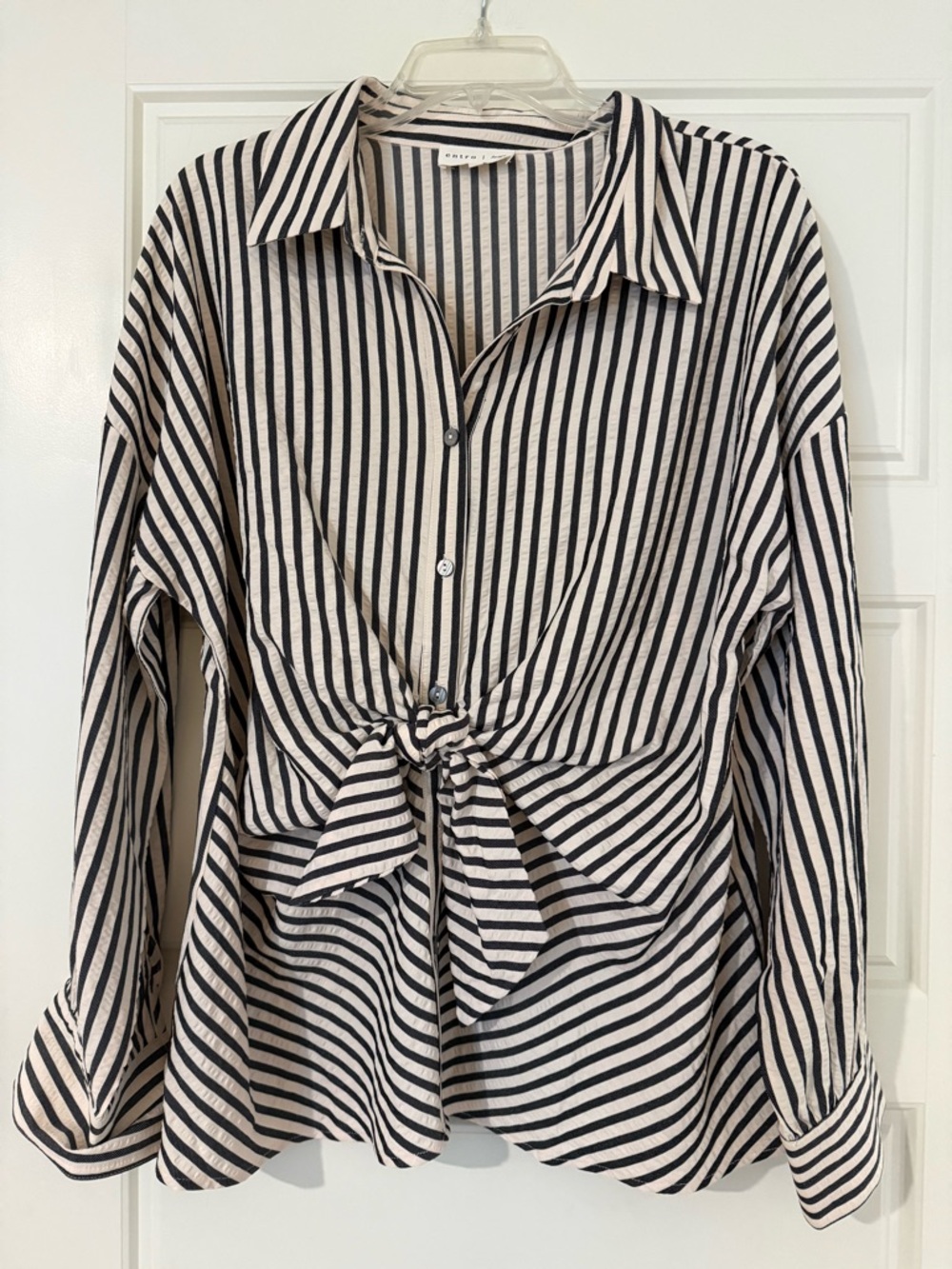 entro Black & Cream Striped Tie-Front Button Down Shirt